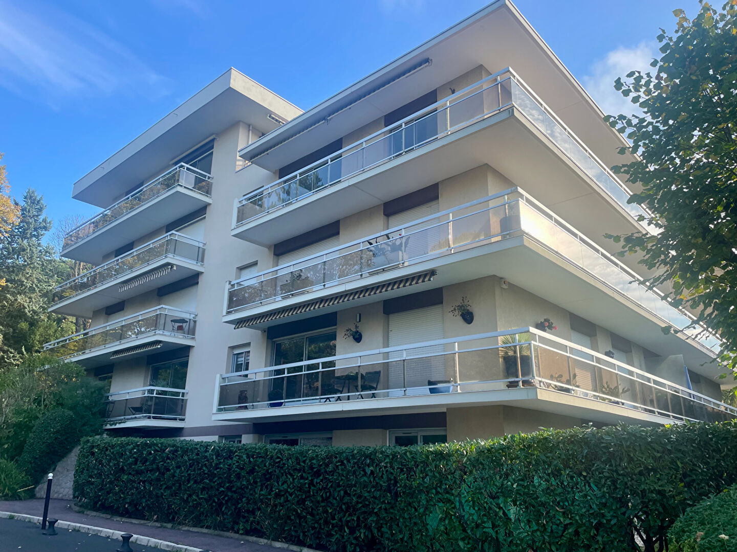 Agence immobilière de 
 J.V.I. - JVI MONTMORENCY 
