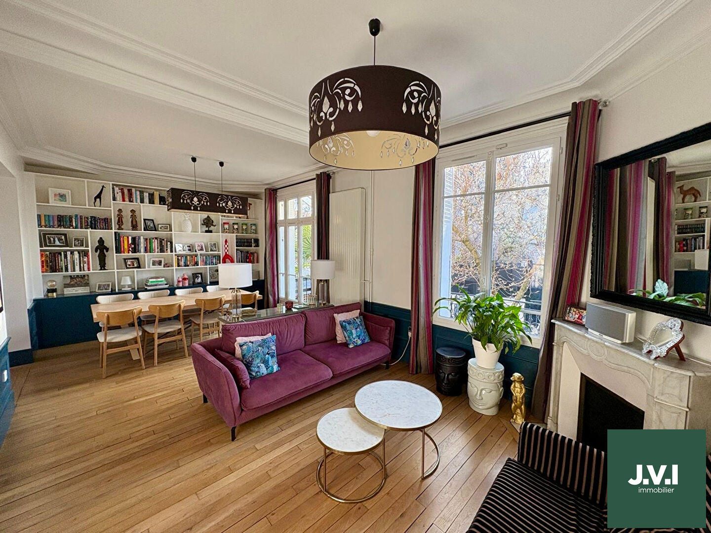 Agence immobilière de 
 J.V.I. - JVI Enghien-les-Bains 
