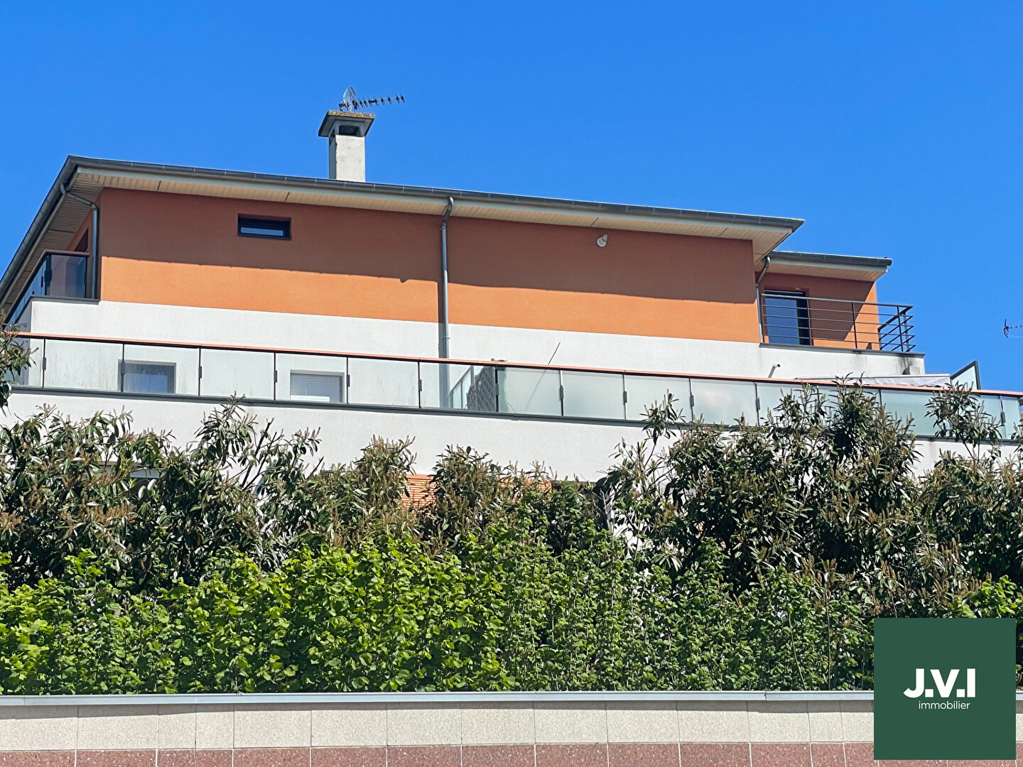 Agence immobilière de 
 J.V.I. - JVI MONTMORENCY 
