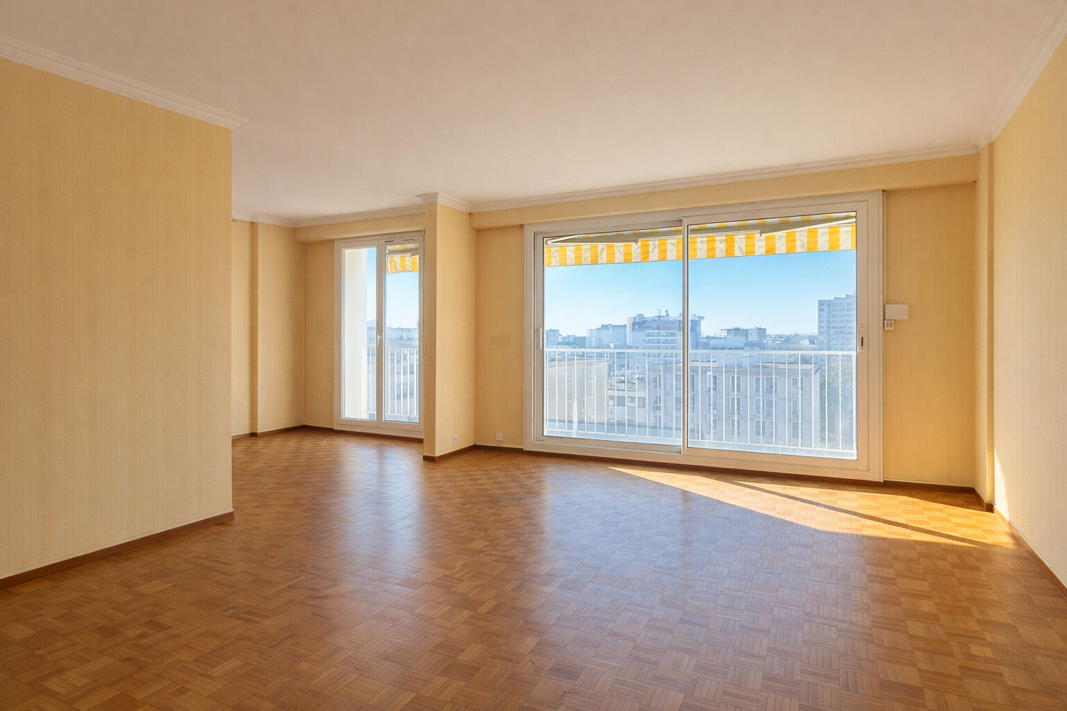 Agence immobilière de 
 J.V.I. - JVI Enghien-les-Bains 
