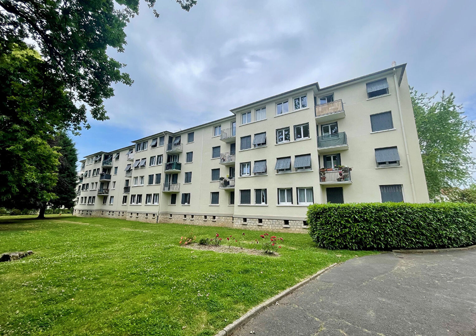 Agence immobilière de 
 J.V.I. - JVI MONTMORENCY 
