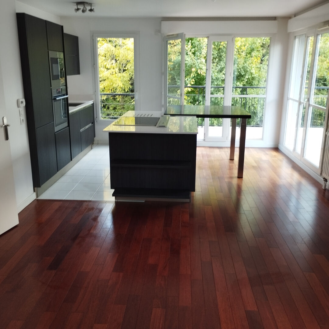 Agence immobilière de 
 J.V.I. - JVI Enghien-les-Bains 

