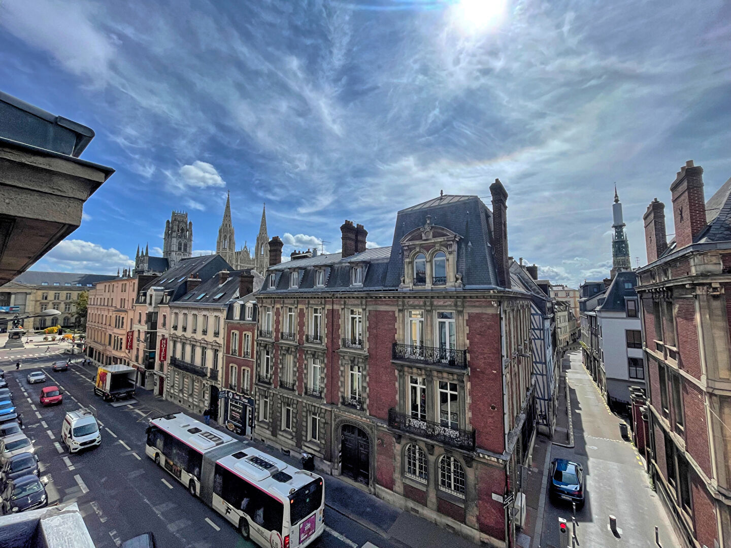 Agence immobilière de KAYZO INVEST - KAYZO INVEST