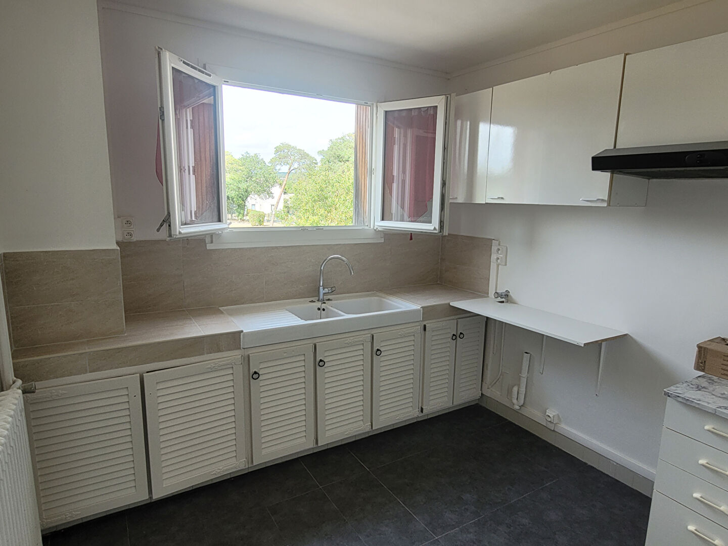 Photo Appartement Aubergenville 4 pièce(s) 82 m2 image 3/6