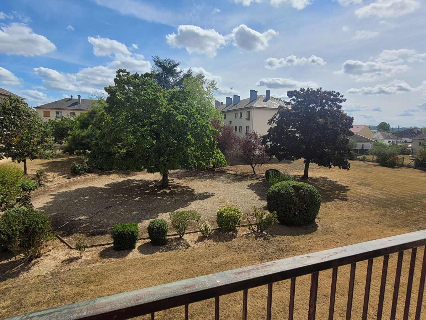 Photo Appartement Aubergenville 4 pièce(s) 82 m2 image 4/6