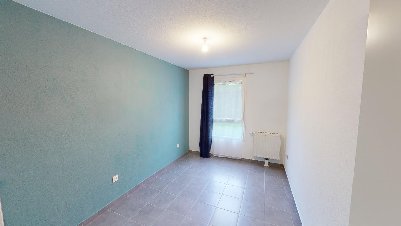 Photo Bel appartement, spacieux et lumineux, au calme -  4 pièces, 3 chambres, stationnements. image 6/6