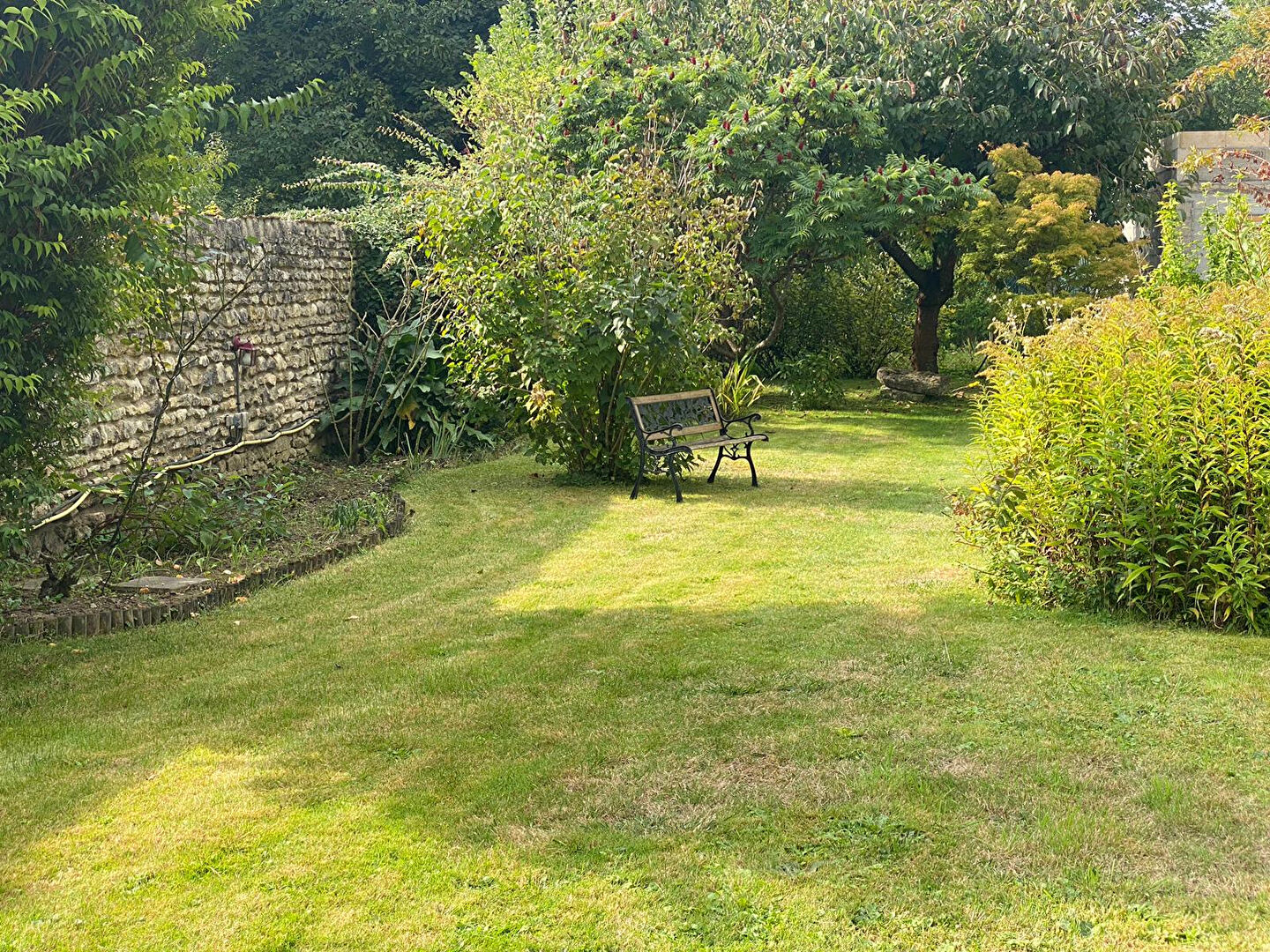 Photo Maison de charme à Fontenay-Saint-Père - 7 pièces - 160 m² - terrain 694 m² image 2/6