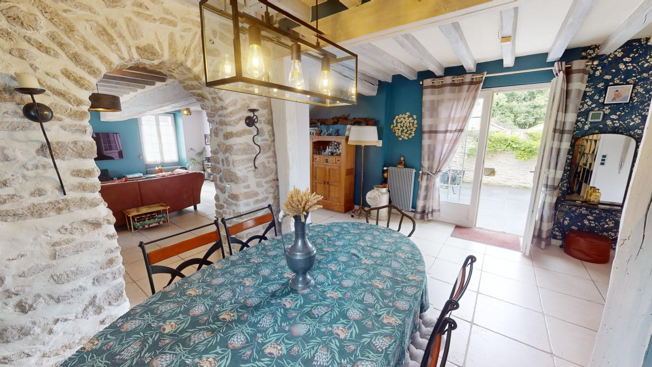 Photo Maison de charme à Fontenay-Saint-Père - 7 pièces - 160 m² - terrain 694 m² image 3/6