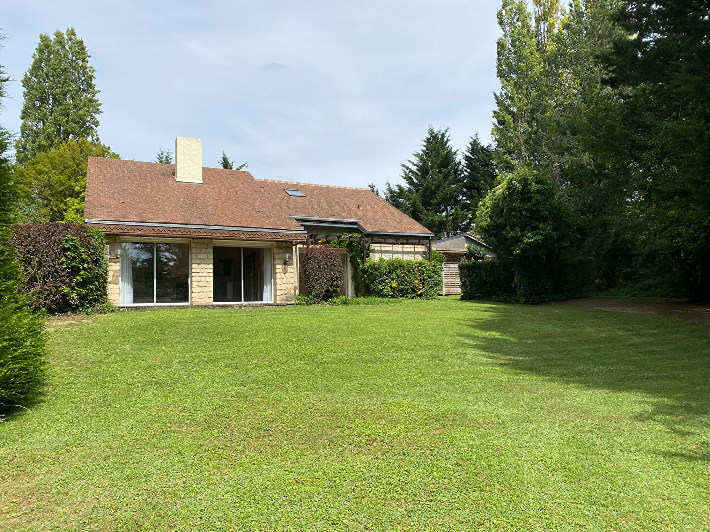 Maison d'architecte à Sailly dans village du Vexin - 139 m²
