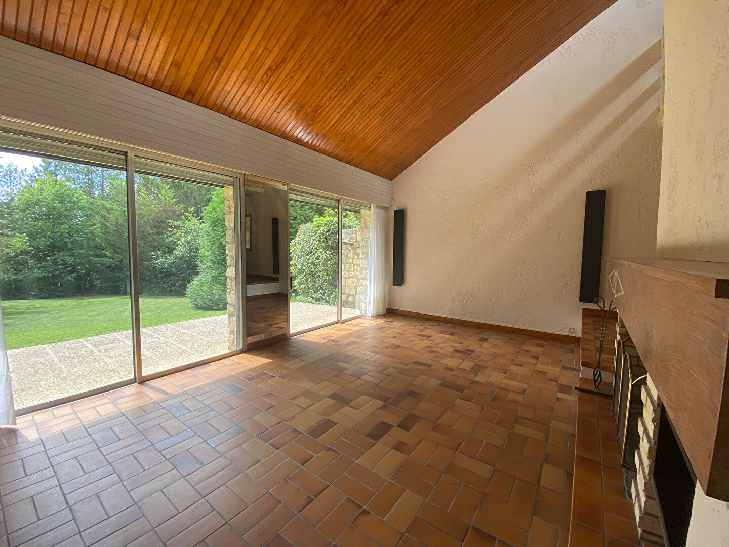Photo Maison d'architecte à Sailly dans village du Vexin - 139 m² image 3/6