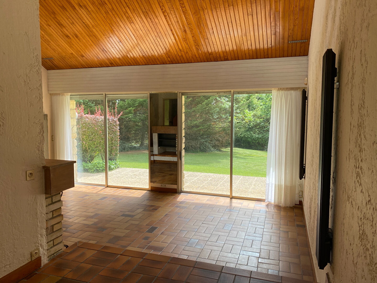 Photo Maison d'architecte à Sailly dans village du Vexin - 139 m² image 5/6