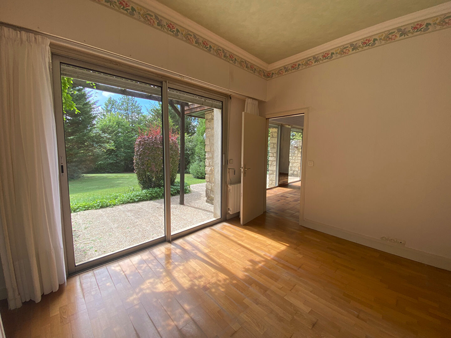 Photo Maison d'architecte à Sailly dans village du Vexin - 139 m² image 6/6