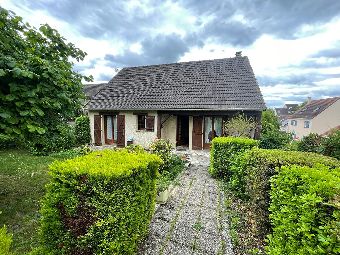 Photo Maison Juziers 6 pièce(s) 125 m2 image 1/6