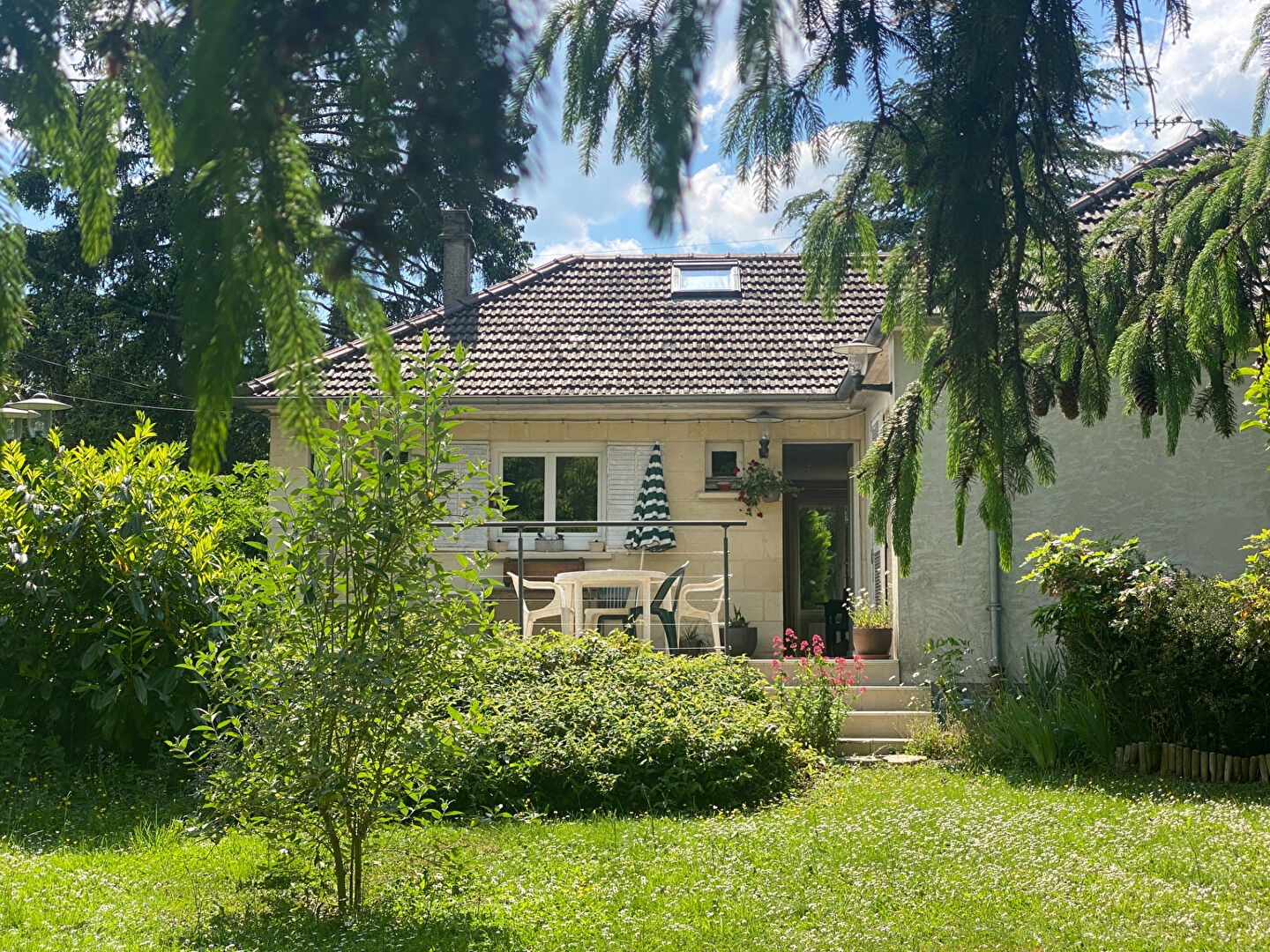 Photo Maison de plain-pied - Triel sur Seine - 4 pièces - 89 m² - Terrain 1261 m² image 2/6