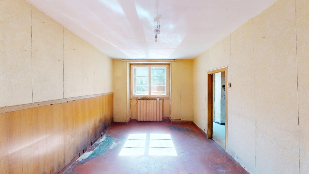 Photo EXCLUSIVITE - MAISON DE VILLE A RENOVER image 2/6