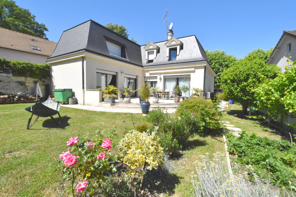 Maison Le Raincy 8 pièce(s) 200 m2 Le Raincy 93340