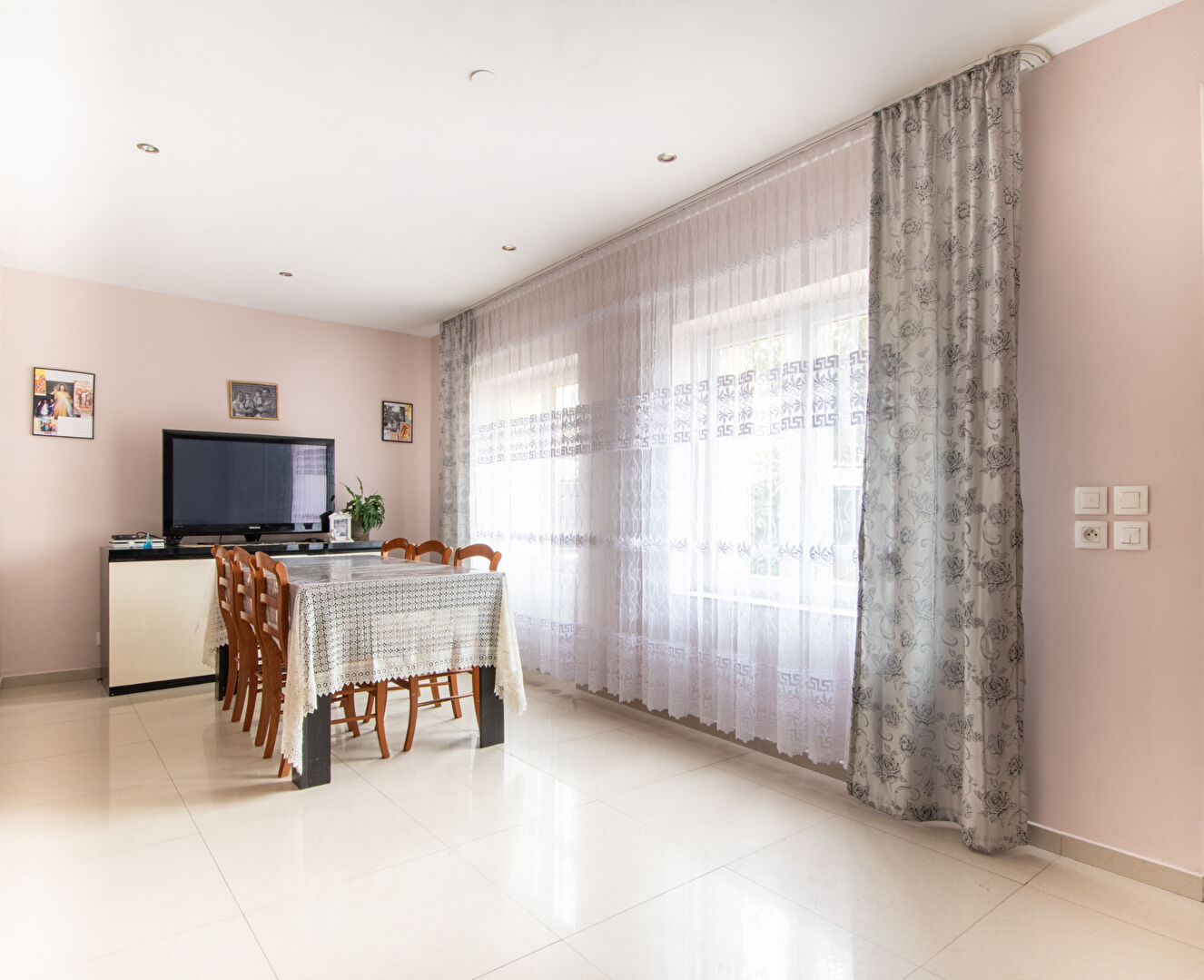 Photo Maison Neuilly Plaisance 5 pièces -  97 m² image 2/6