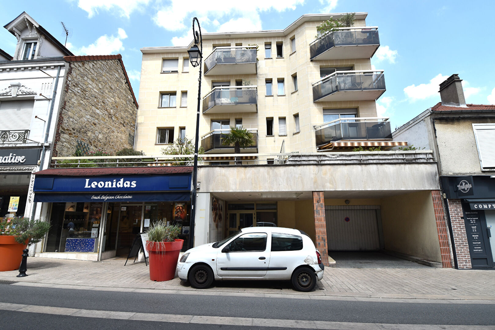 Agence immobilière de 
 KOEHLER IMMOBILIER - KOEHLER IMMOBILIER NEUILLY PLAISANCE 

