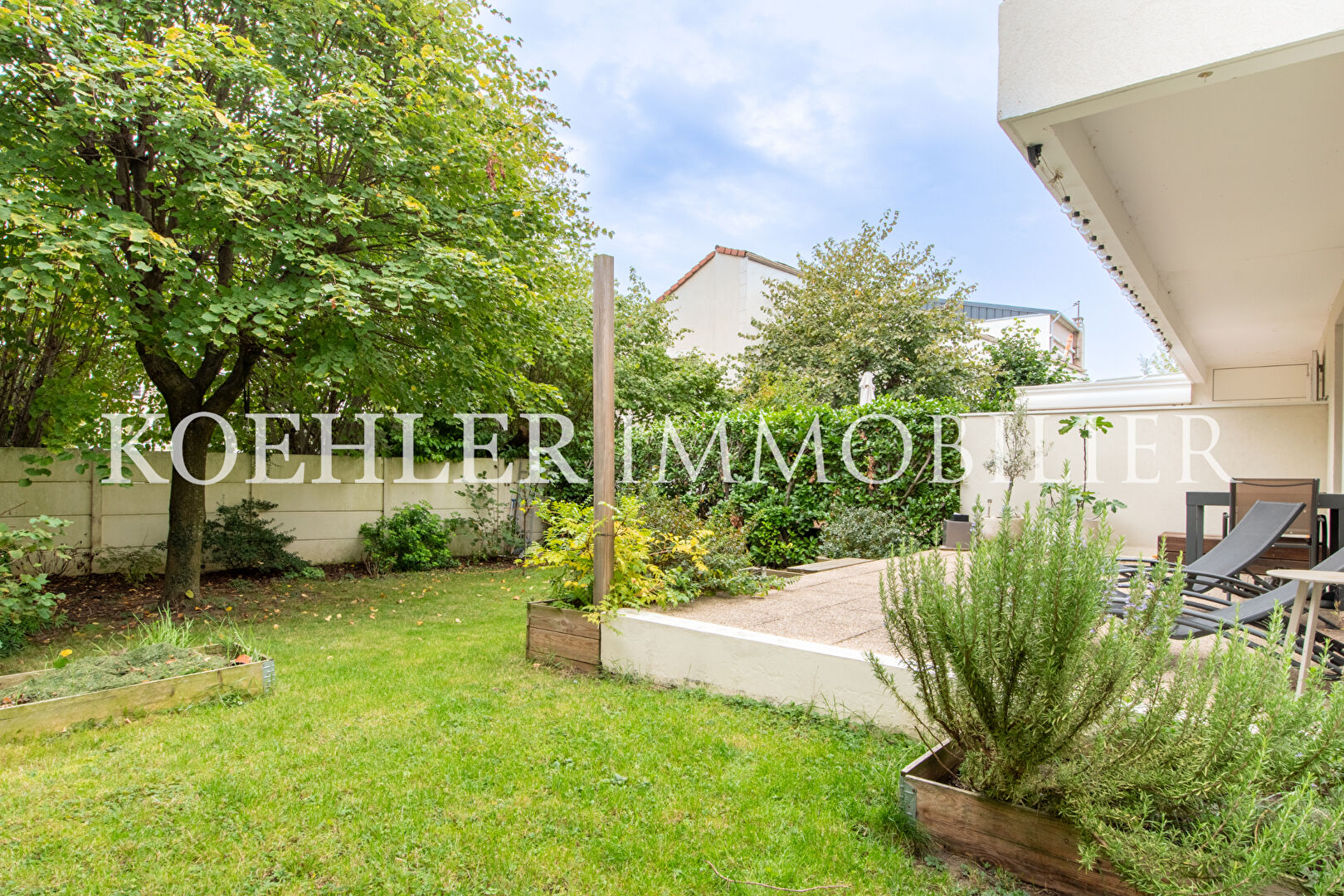 Photo MONTREUIL- appartement 3 pièces - 68 m² - 2 chambres image 2/6