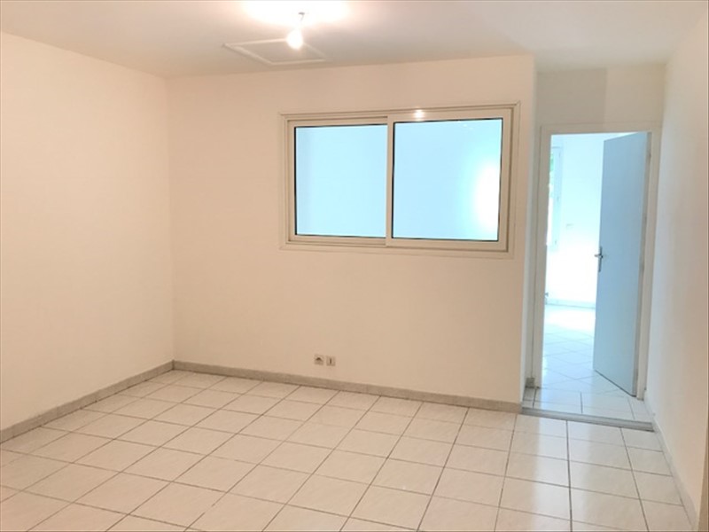 Photo BUREAU / PROFESSIONNEL CARPENTRAS - 242 image 3/3