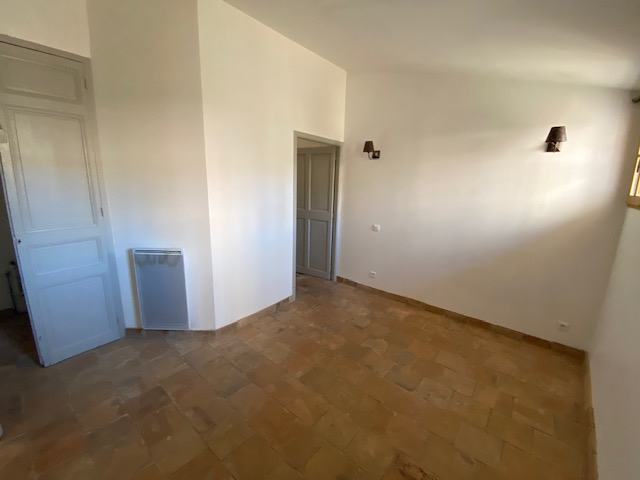 Photo T3 CARPENTRAS - 3 pièce(s) - 58 m2 image 4/5