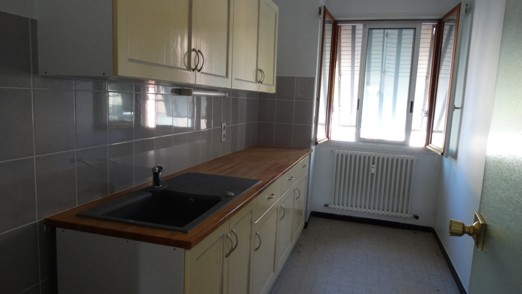 Photo Appartement Carpentras 2 pièce(s) 50 m² image 2/6