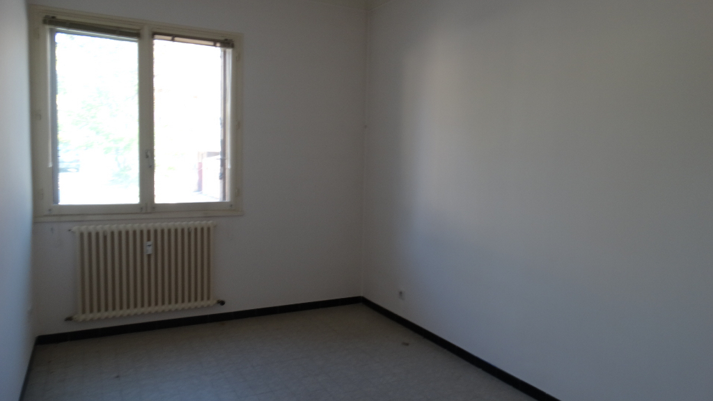 Photo Appartement Carpentras 2 pièce(s) 50 m² image 4/6