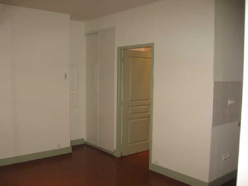 Photo STUDIO CARPENTRAS - 1 pièce(s) - 21 m2 image 2/5