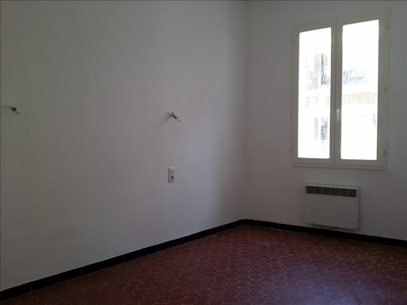 Photo CARCES - 2 chambres image 3/6