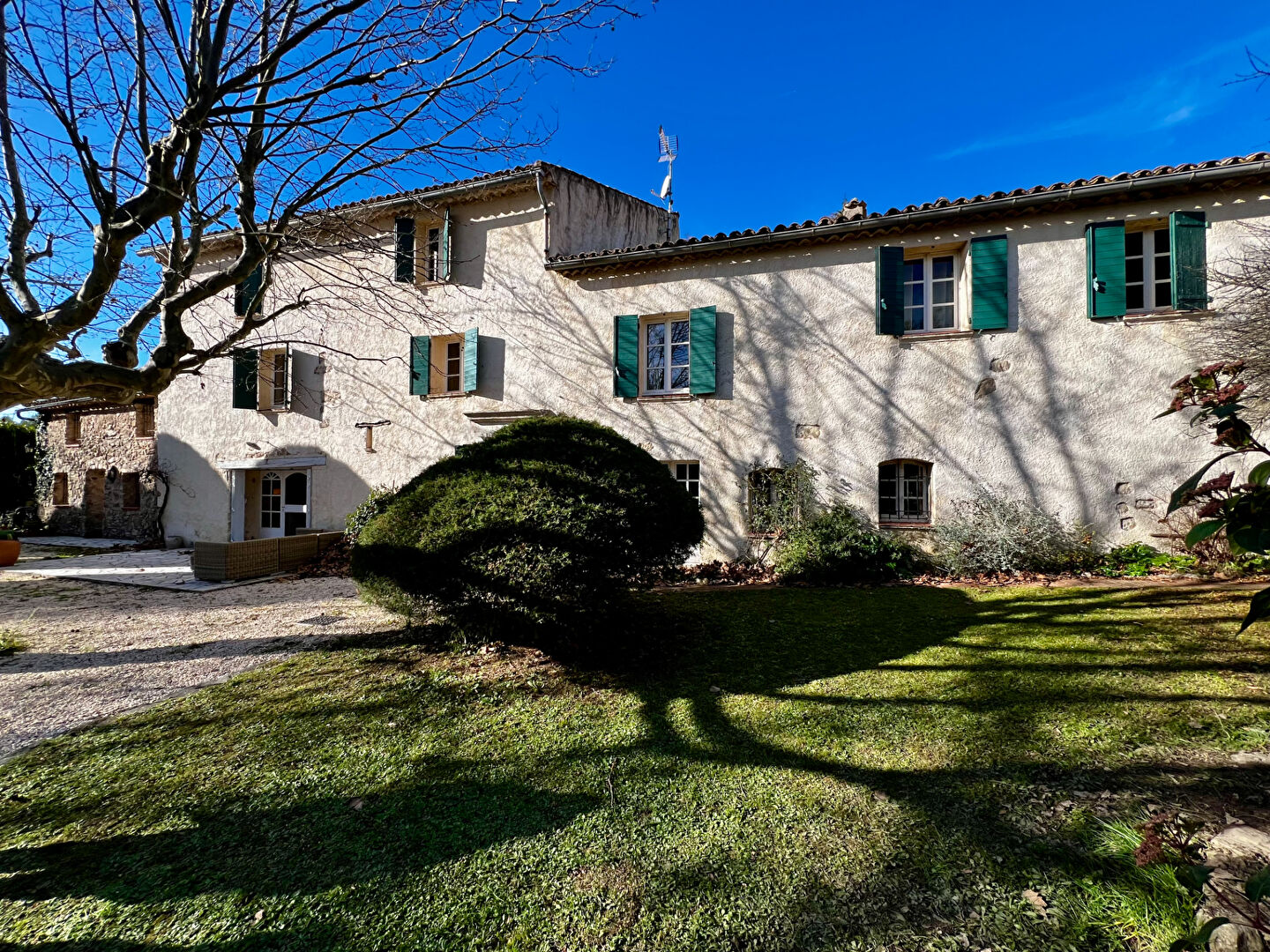 Agence immobilière de 
 La Provence Immobilière - CARCES - LA PROVENCE IMMOBILIERE 
