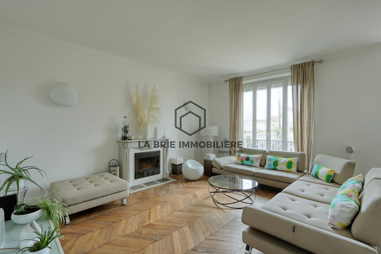 Photo Demeure d'exception Villecresnes 9 pièce(s) 235 m2 image 2/6