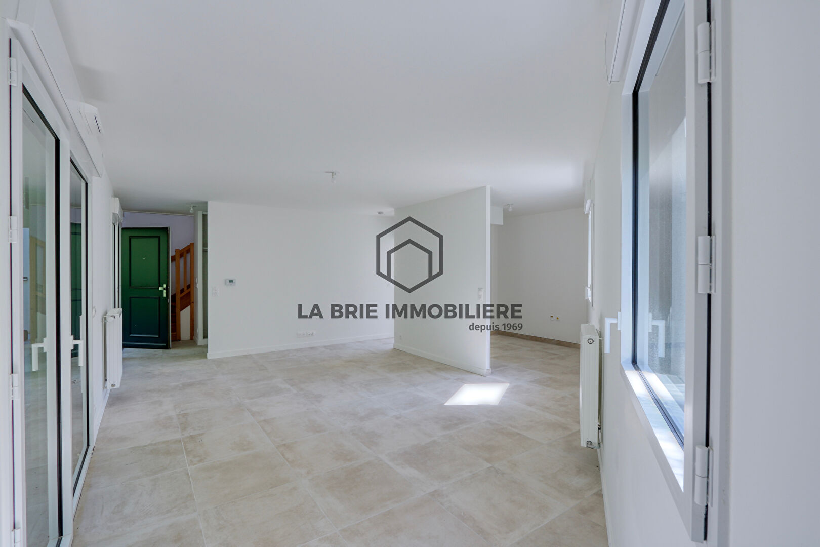 Photo Appartement Rubelles 3 pièce(s) 72.77 m2 image 5/6