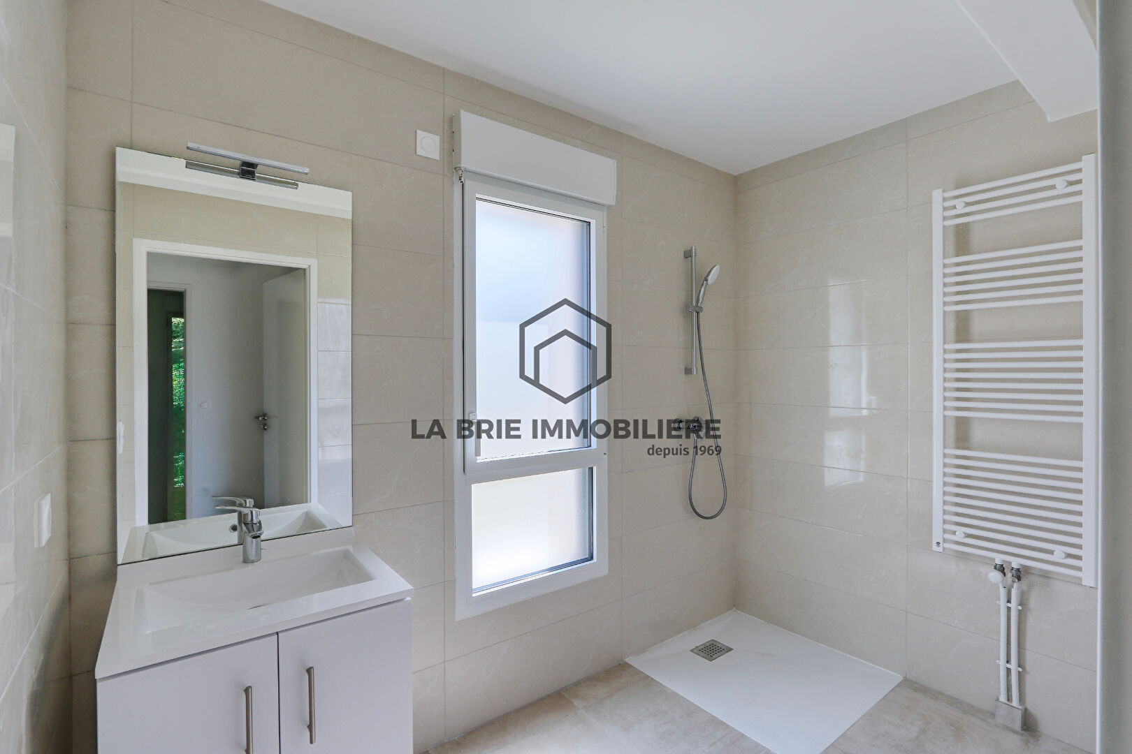 Photo Appartement Rubelles 2 pièce(s) 50.96 m2 image 6/6