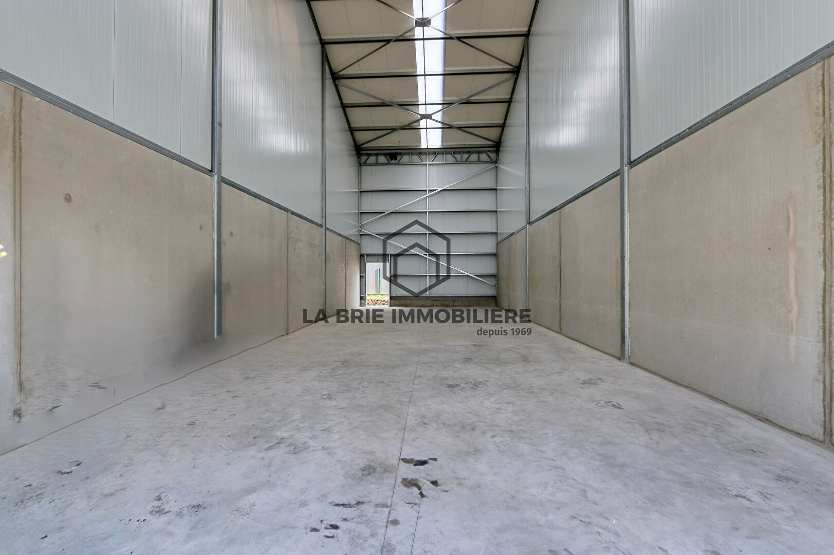 Photo Local d'activité Brie Comte Robert 120.9 m2 image 3/6