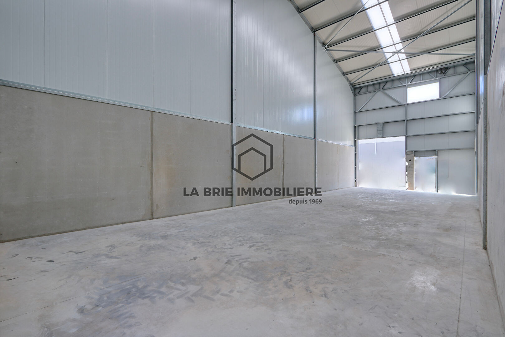 Photo Local d'activité Brie Comte Robert 120.9 m2 image 6/6