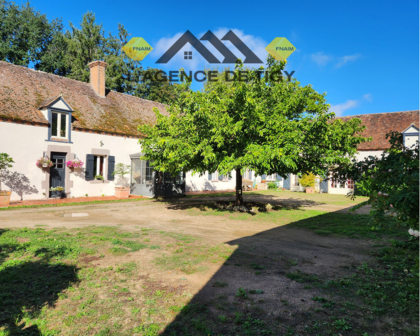 Agence immobilière de L'Agence de Tigy