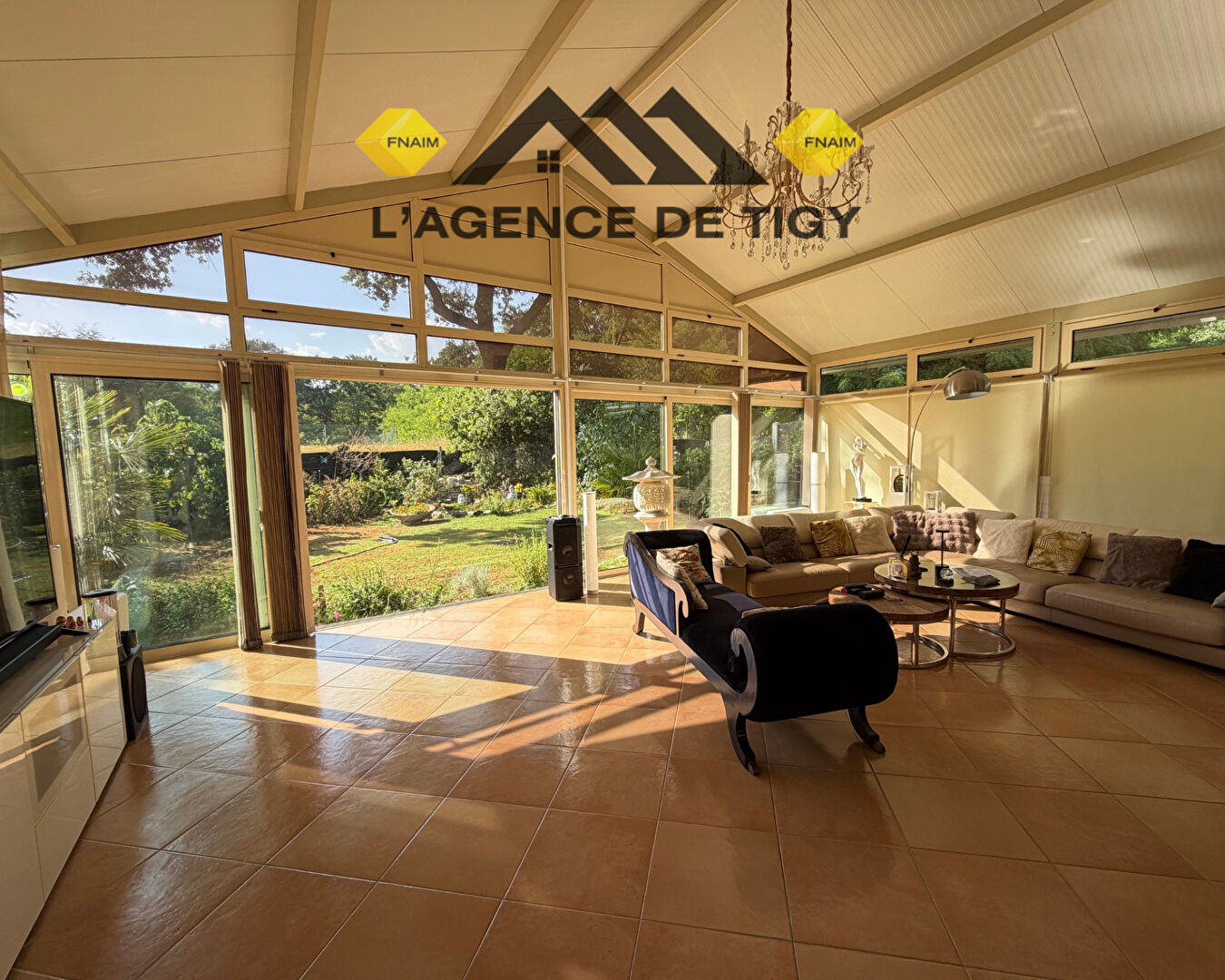 Agence immobilière de L'Agence de Tigy