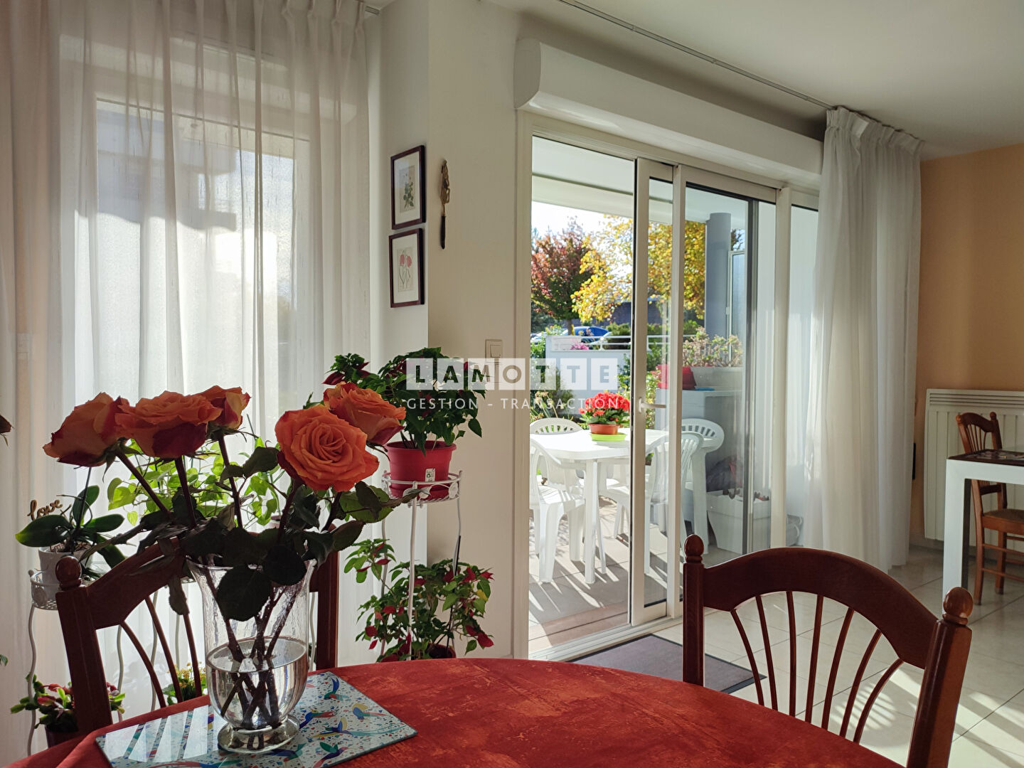 Photo APPARTEMENT TYPE 6 + GARAGE EN SOUS SOL + PARKING - RESIDENCE DE STANDING AVEC ASCENSEUR - TERRASSE // Place de la Libération - Proximité Intramuros - Pompidou - Palais des arts image 2/6