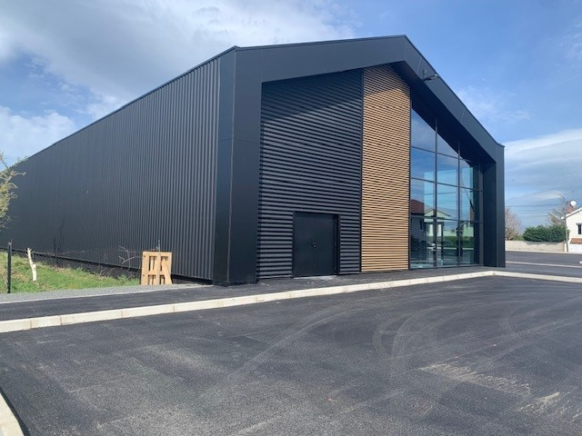 Photo Local 223,14 m² Saint Cyprien image 2/4