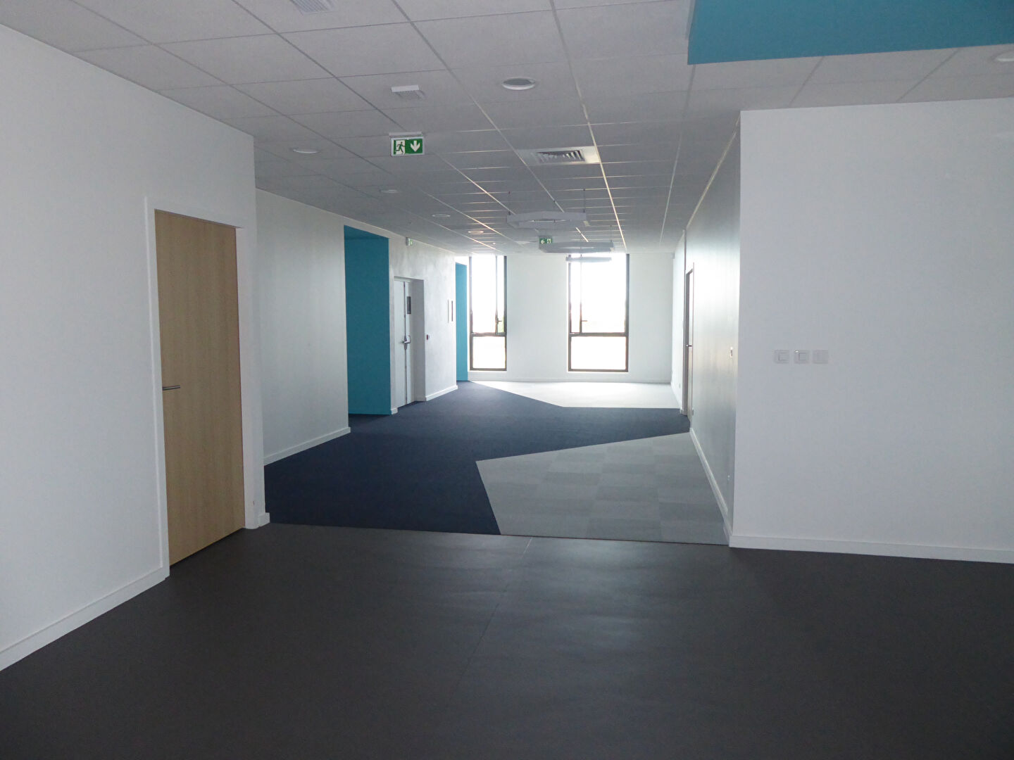Photo Bureaux 500m² - St Etienne image 6/6