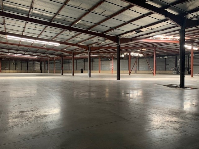 Photo Entrepôt 8440 m² Saint Chamond image 3/6