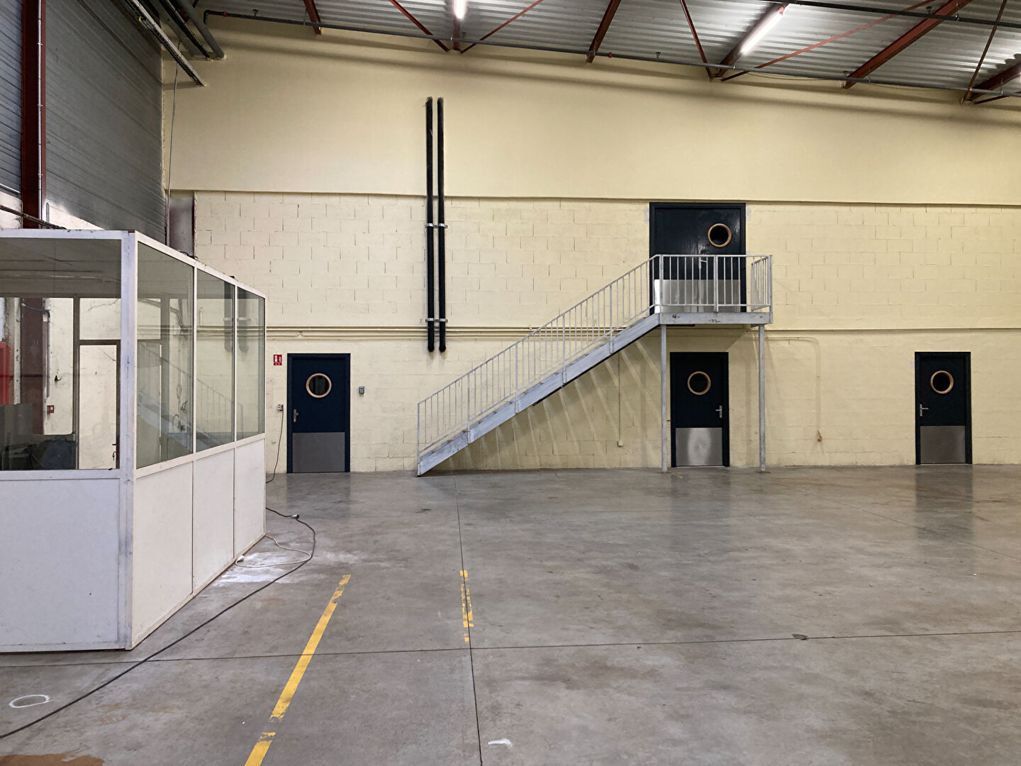 Photo Entrepôt 8440 m² Saint Chamond image 4/5