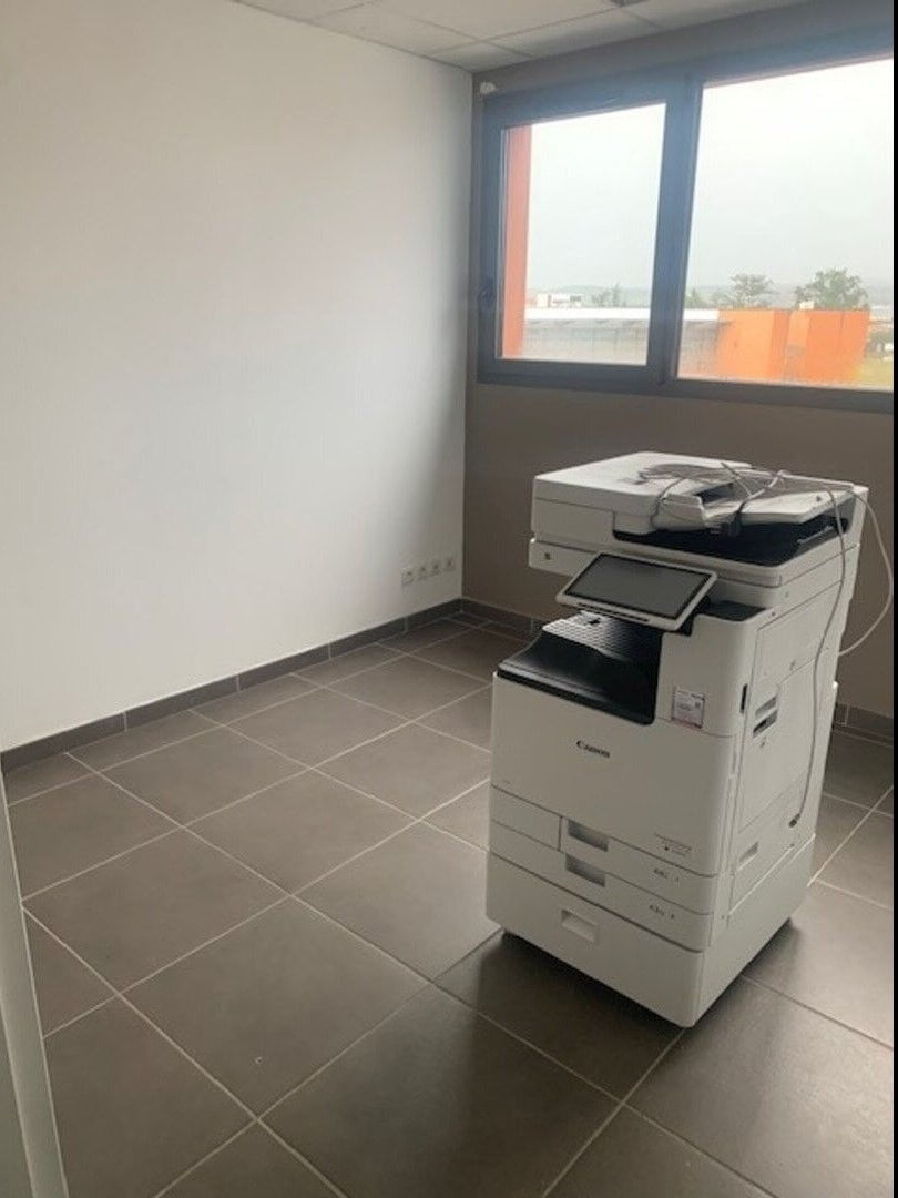 Photo Bureau de 67 m² Andrézieux Bouthéon image 2/4