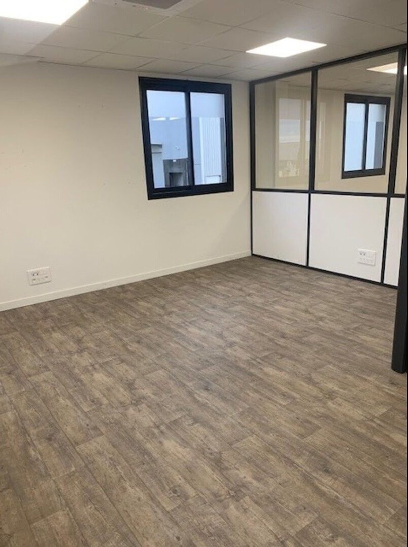 Photo Bureaux 82m² Andrézieux image 3/5