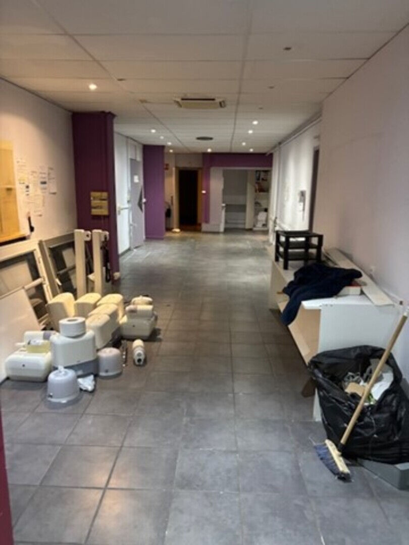 Photo Local commercial 760m² image 5/6