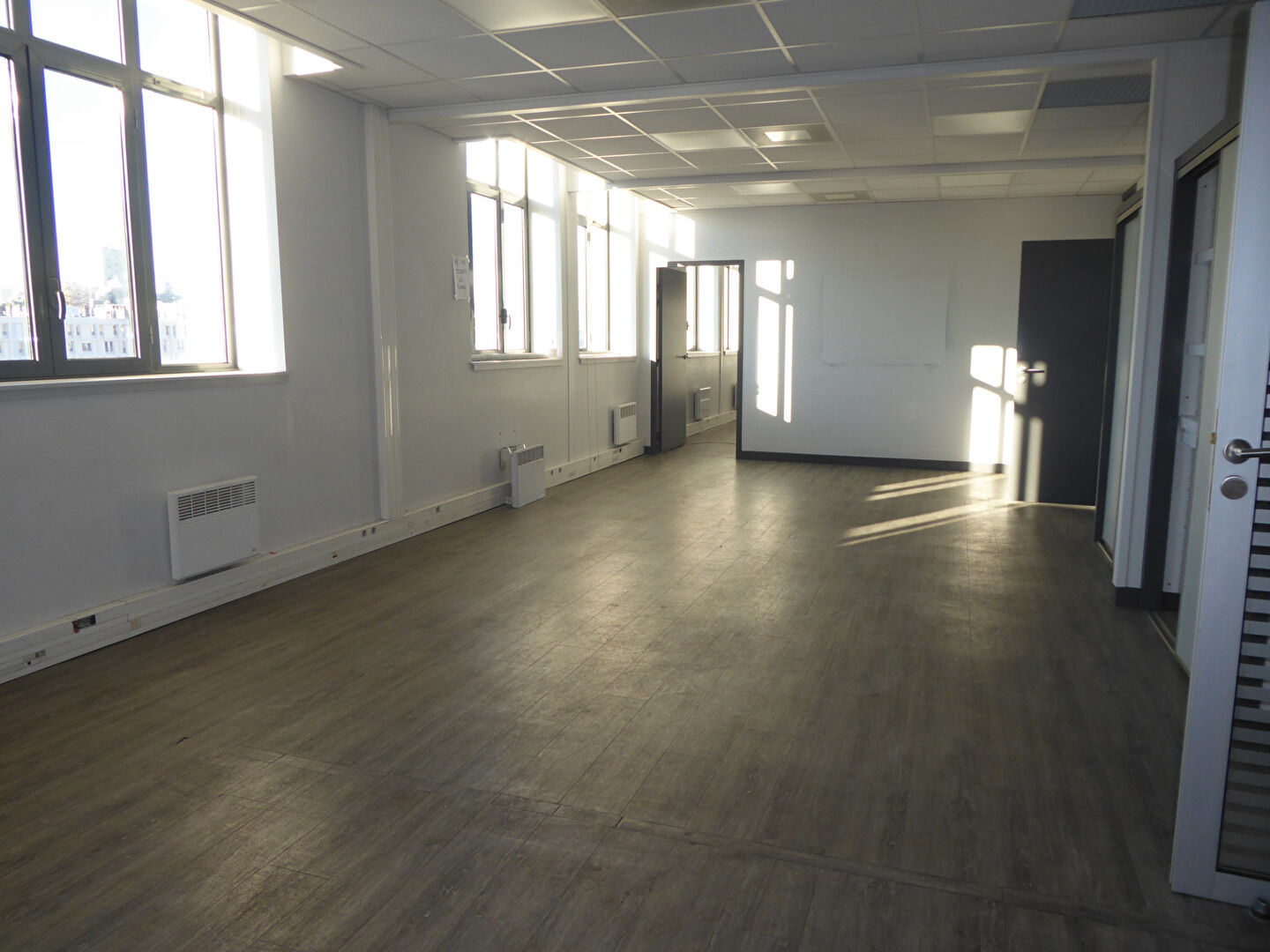 Bureaux 243,53m² St Etienne