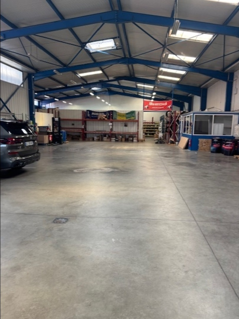 Photo Bâtiment Saint Etienne 1100 m2 image 2/6