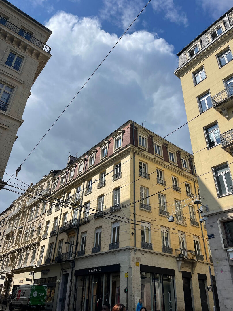 Photo Bureaux 136m² Hyper centre image 1/6