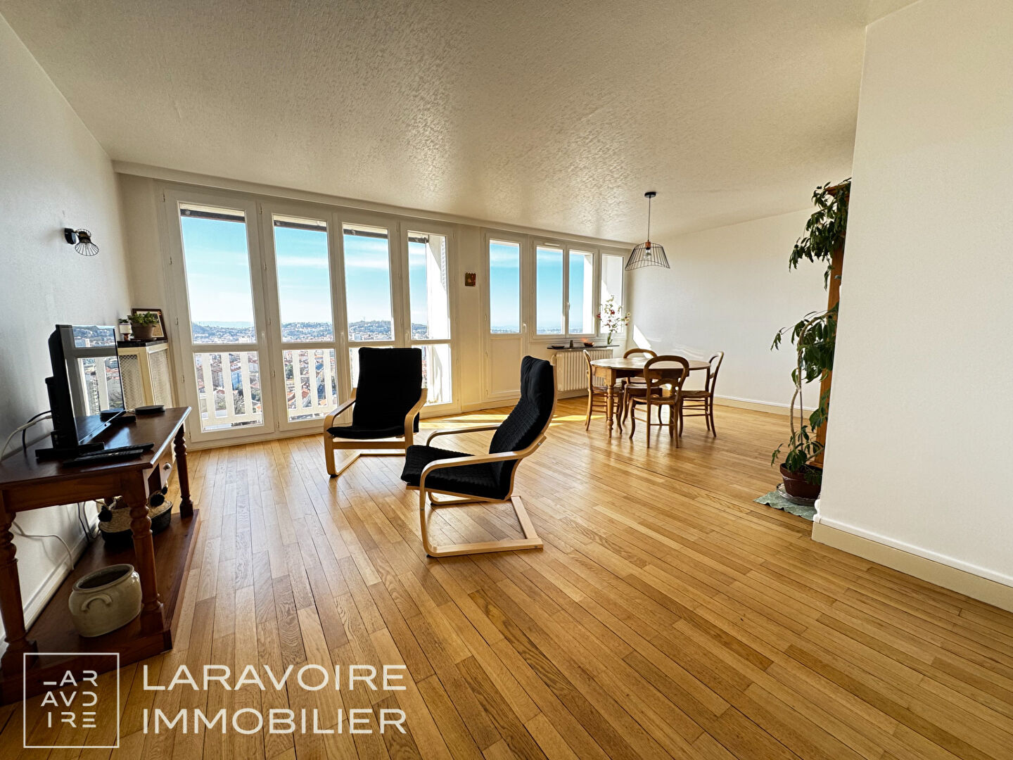 Agence immobilière de Laravoire Immobilier