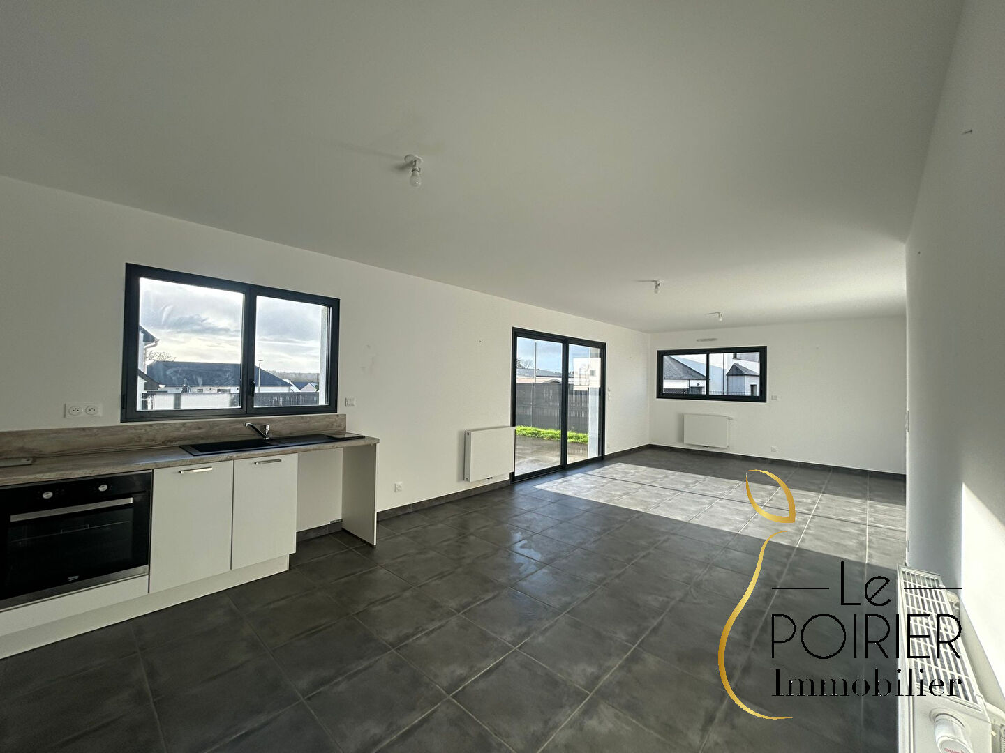 Agence immobilière de Le Poirier Immobilier - Le Poirier Immobilier LAMBALLE